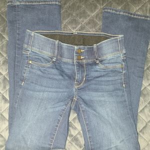 Apt. 9 Tummy control jeans